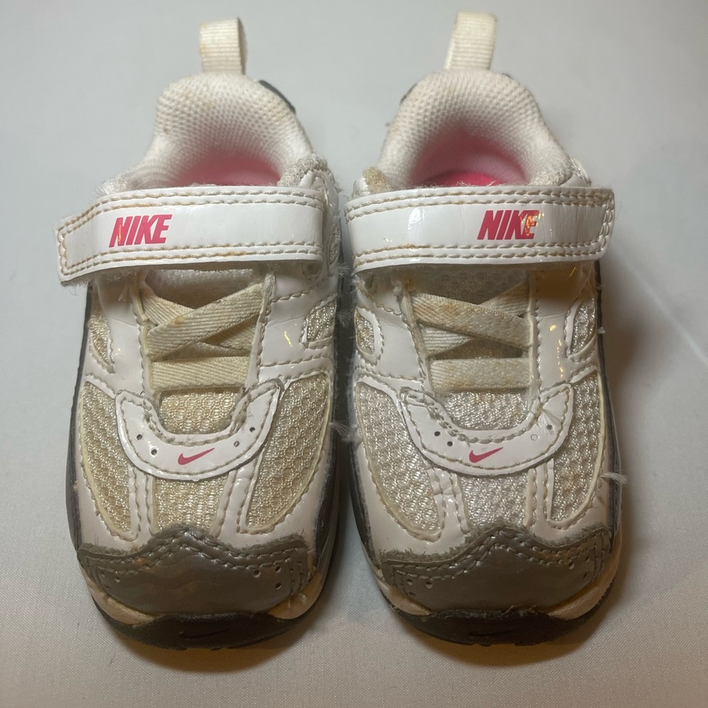 Nike Baby Relax Baby Walker Girls Size 3